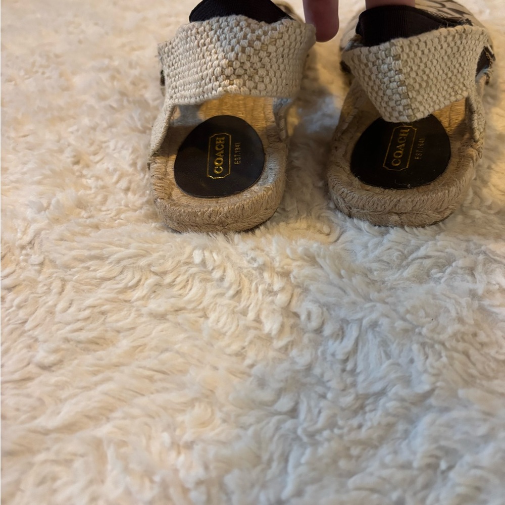 NWOT Coach Signature C Espadrille Flats Women’s sz 6. - Picture 5 of 6